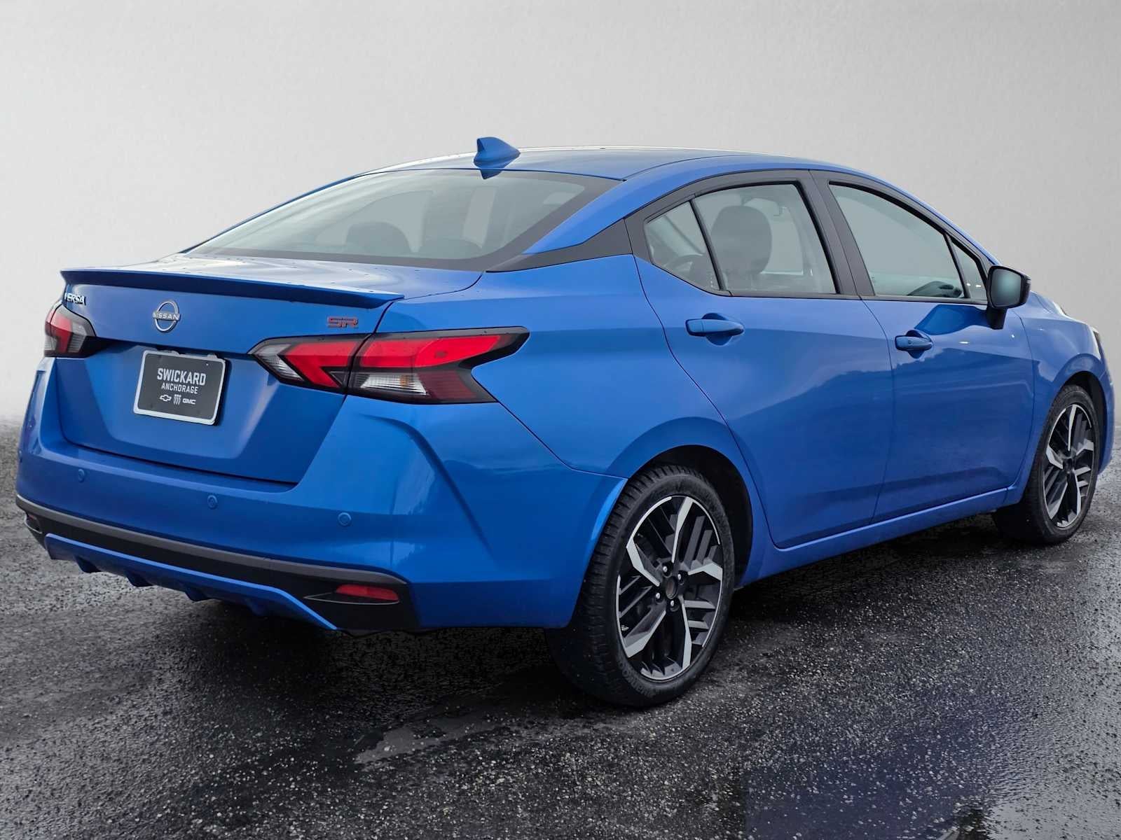 2024 Nissan Versa SR