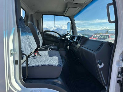 2025 Chevrolet Low Cab Forward 5500 HG Base