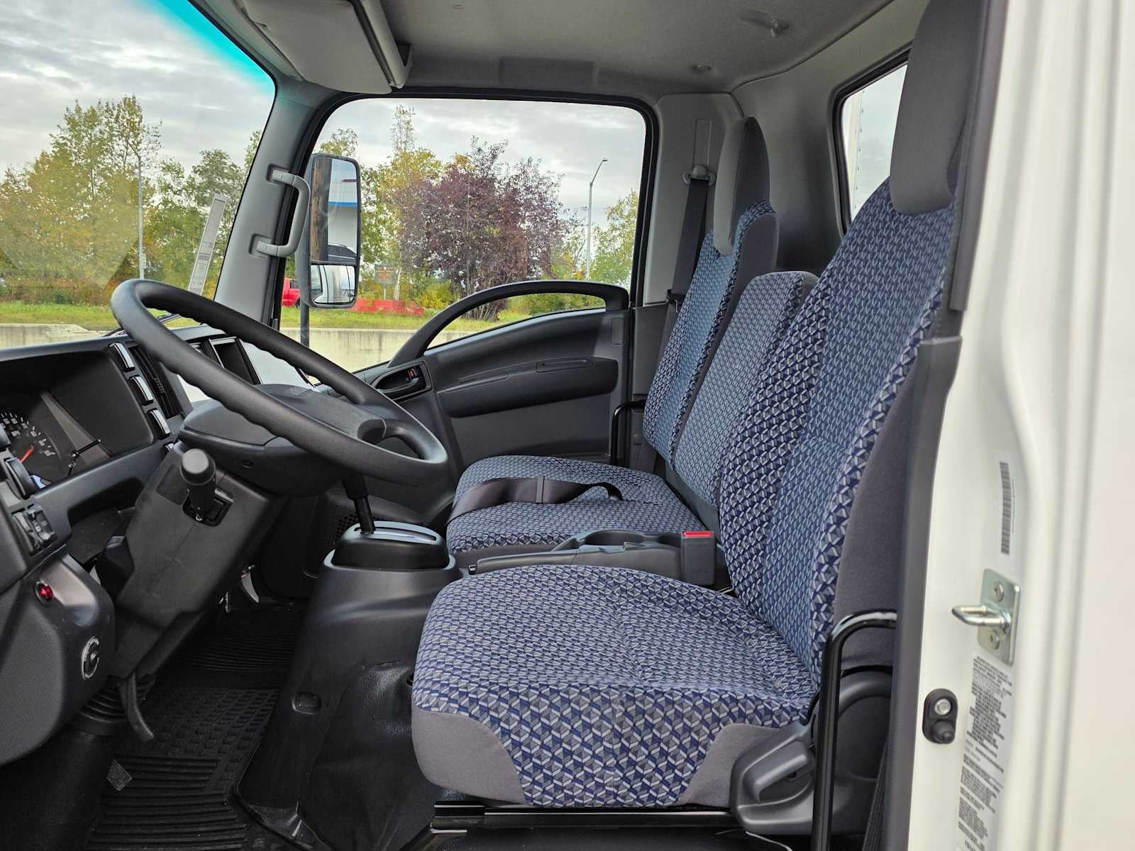 2025 Chevrolet Low Cab Forward 5500 HG Base