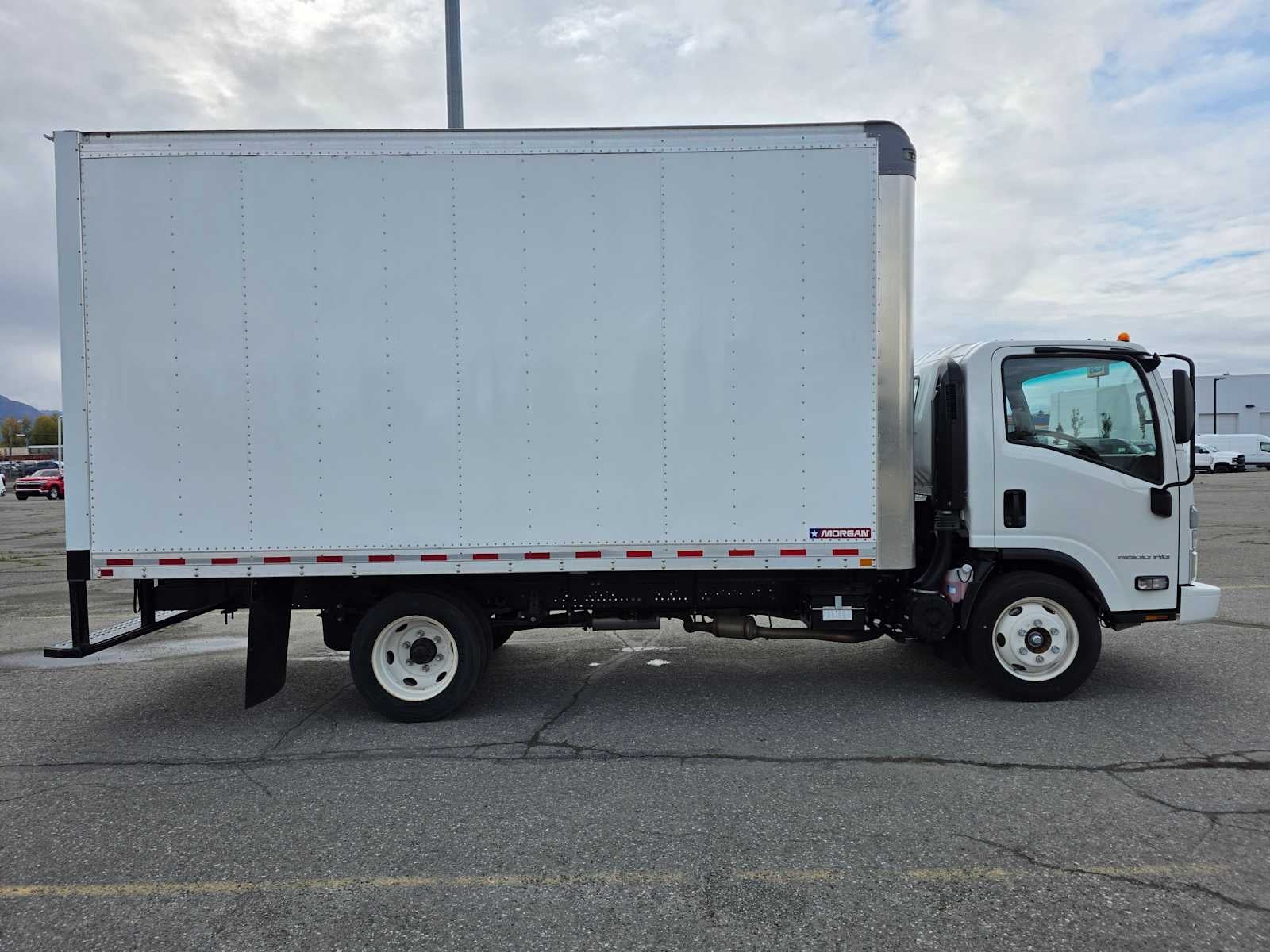 2025 Chevrolet Low Cab Forward 5500 HG Base