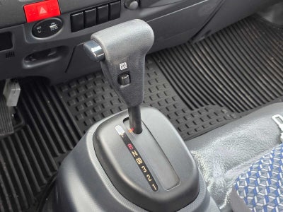 2025 Chevrolet Low Cab Forward 5500 HG Base