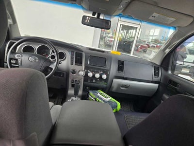 2010 Toyota Tundra 4WD Truck DB 4WD V8 5.7 SR5